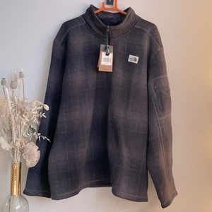 Mens North Face fleece pullover
